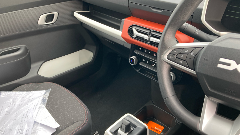 Dacia Spring 27kWh Expression 65 48kW 5dr Auto Electric Hatchback